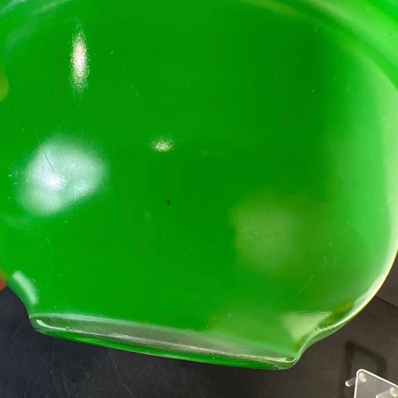 Pyrex Green Glass Mixing Bowl #322 Clear Bottom 1 Liter - Picture 6 of 10